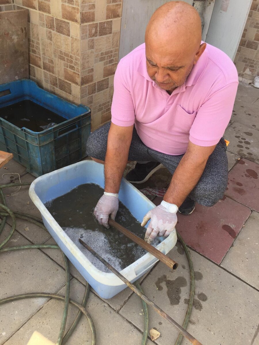 ניקוי חלקי פליז ונחושת